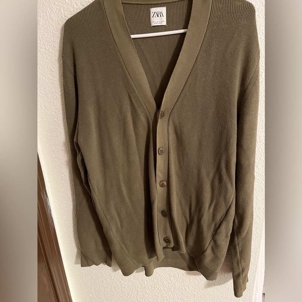 Zara Men's Cardigan Sweater